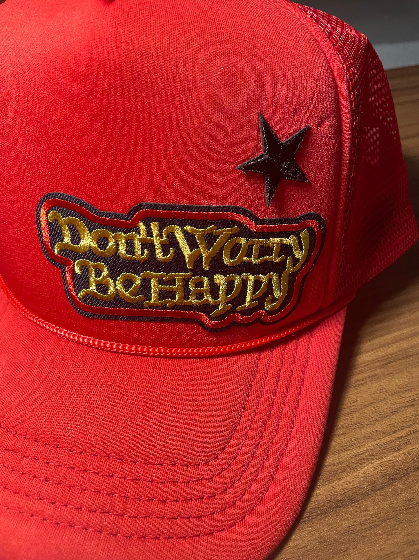Don’t Worry be Happy Hat