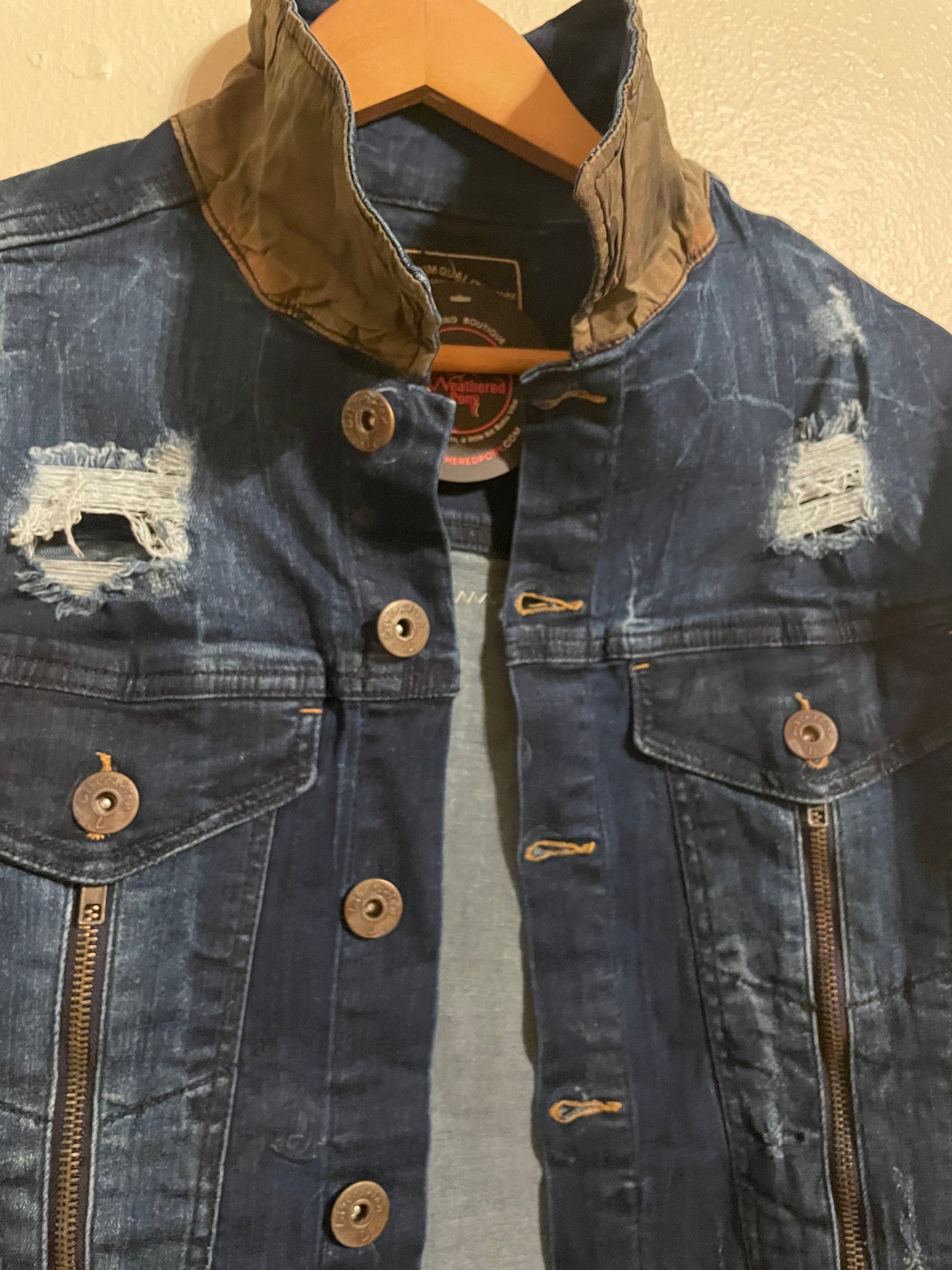 Go Wild West Denim jacket Distressed