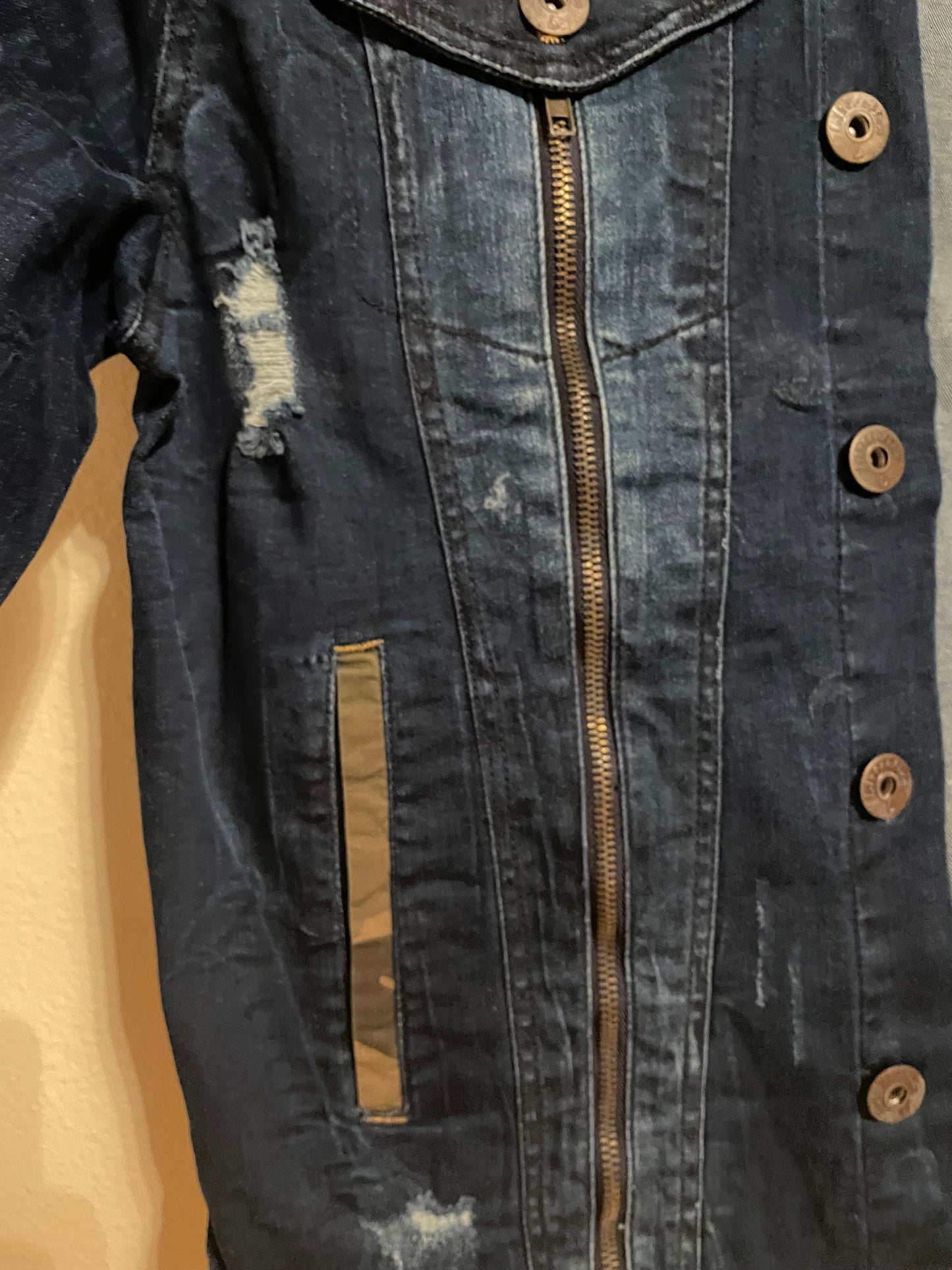 Go Wild West Denim jacket Distressed