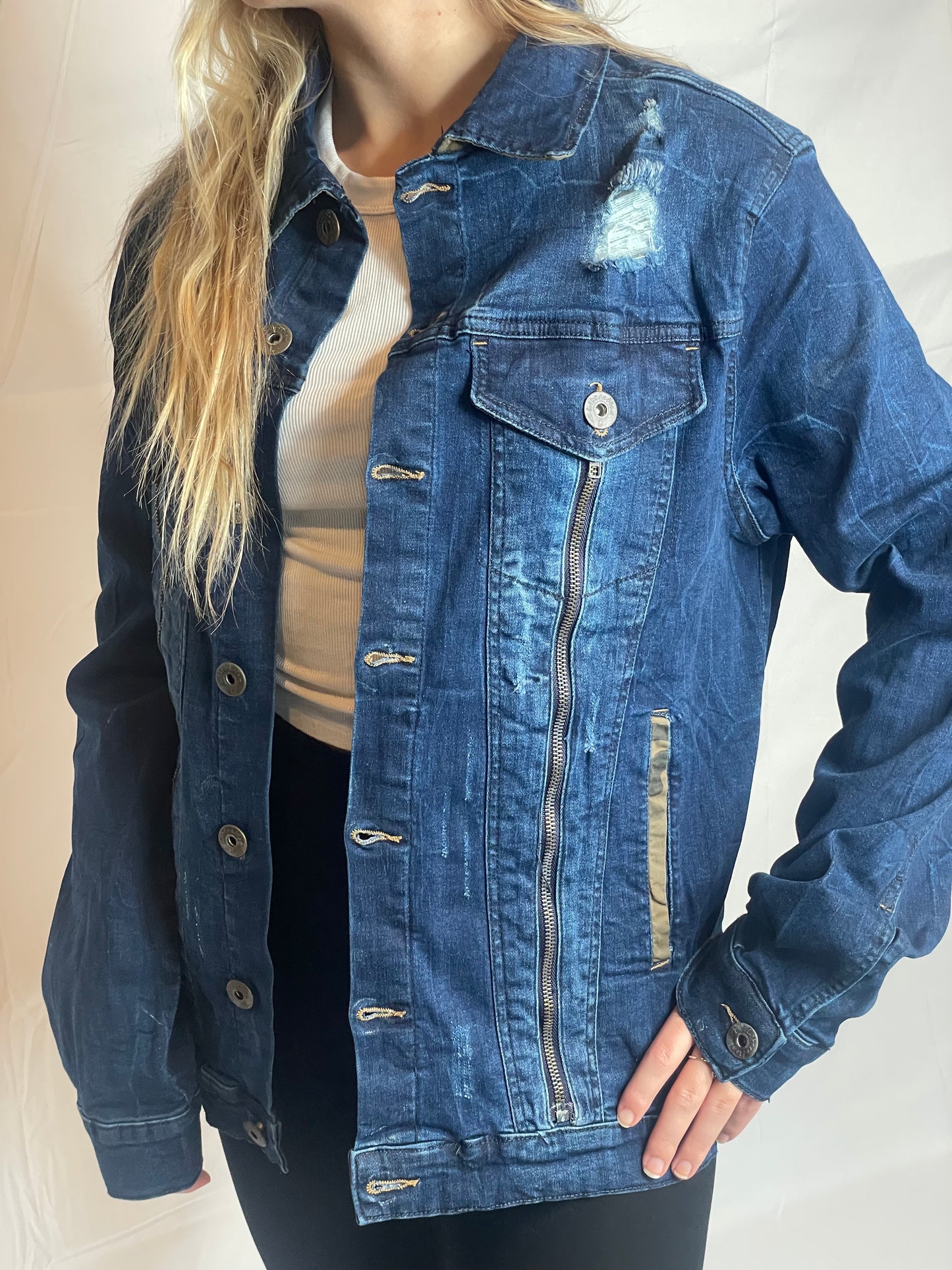 Go Wild West Denim jacket Distressed