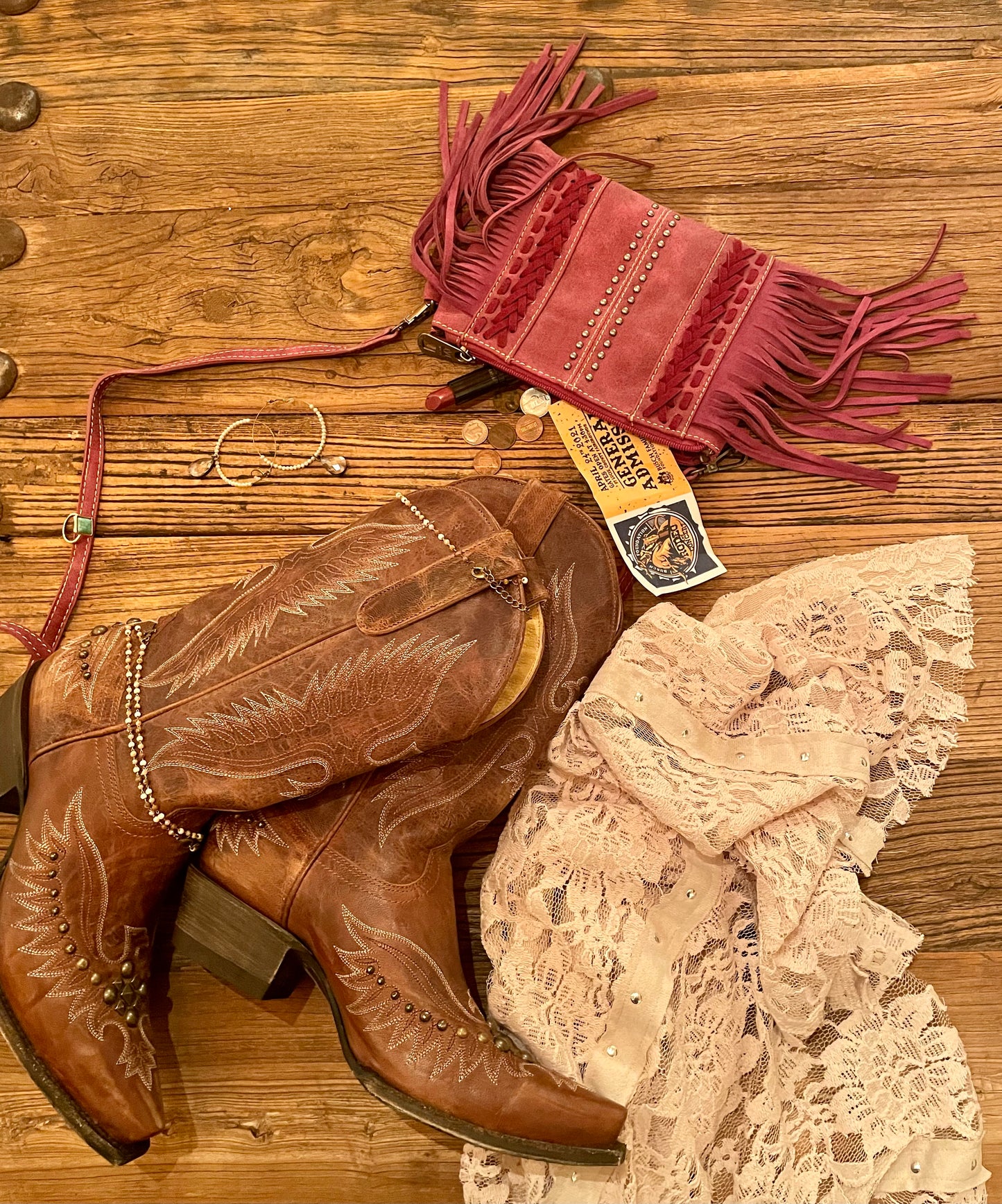 Western, boho, purse, crossbody, clutch, fringe, wristlet, festive, rodeo